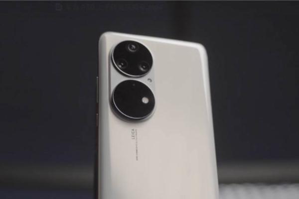 华为 P50 Pro 上手：没有 5G 和充电配件，但影像能力超强，5988 元起值得买吗？