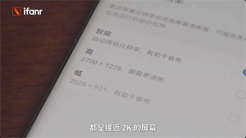 华为 P50 Pro 上手：没有 5G 和充电配件，但影像能力超强，5988 元起值得买吗？