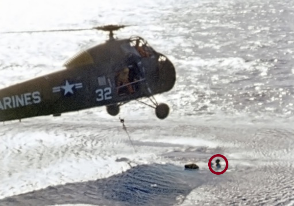 那艘太空飞船坠入海底，是因为宇航员误操作吗？