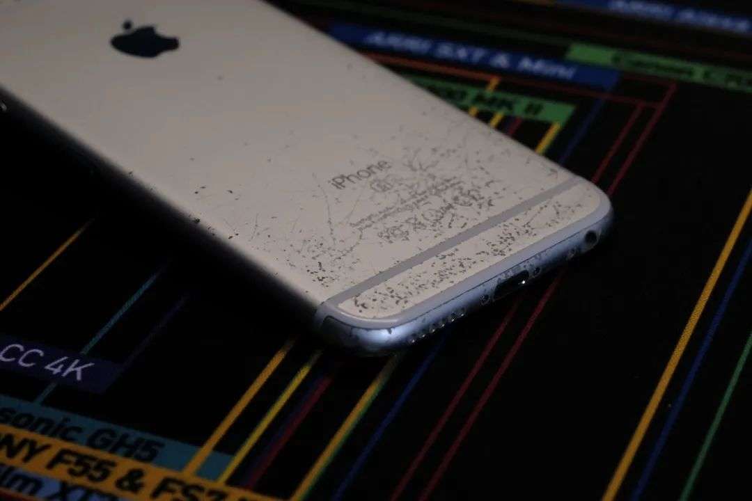 2021 年还在用iPhone 6s 是一种怎样的体验？曾经的「机皇」还能不能再