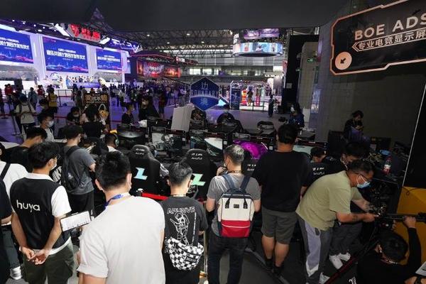 京东方ChinaJoy首秀专业电竞屏 要在年轻消费者面前树起品牌