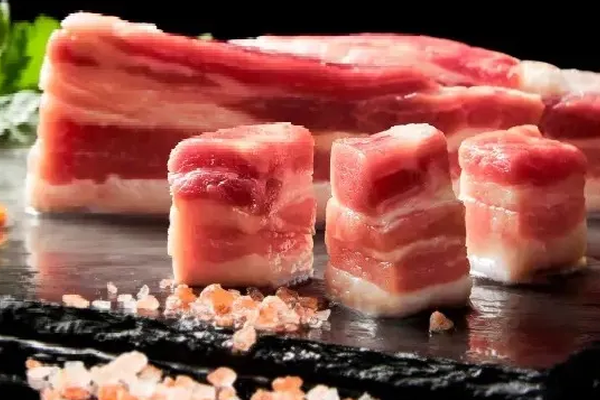 “猪领鲜”联手睿本云绽放幸福味道，让中国人都能吃上东辽黑猪肉