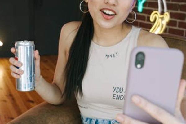 TikTok竞争对手Zynn要关了，背后是快手困局-36氪