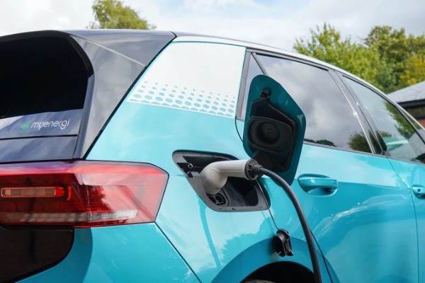 新能源汽车的第一枚弃子