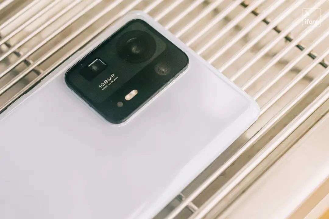 小米mix4体验真无孔全面屏首发骁龙888plus自拍能满足直男吗