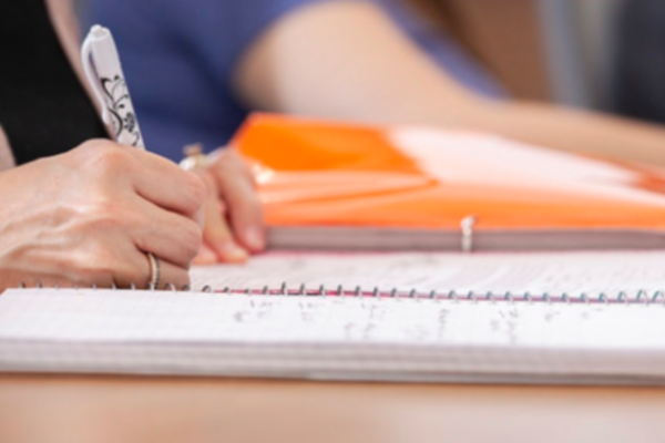 考证达人千元雇在线学习“监督员”，图的是啥？