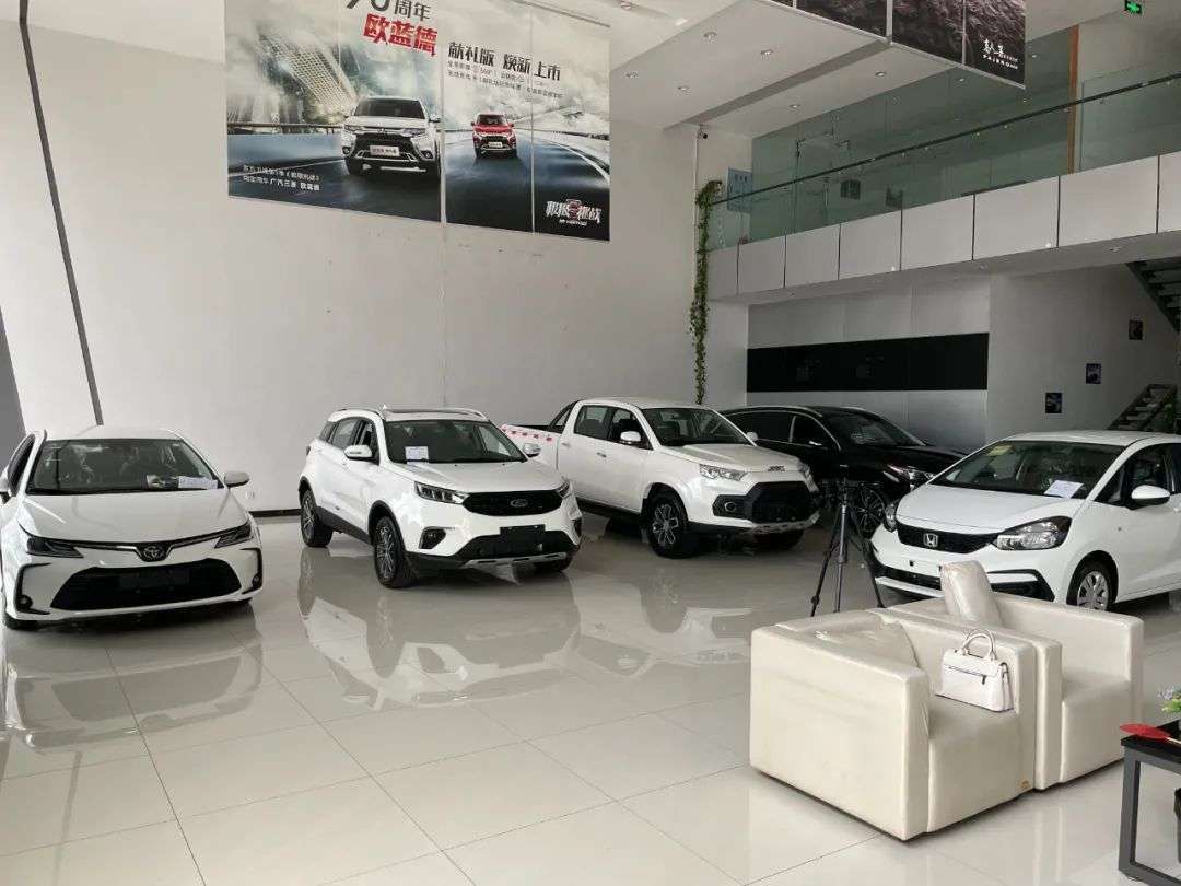 从销售轮胎到卖轿车,老铁们"逼"出来的汽贸店