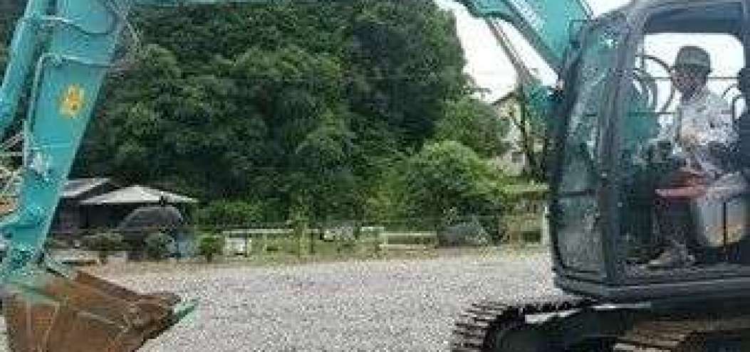 日企要開培訓學校教外國人開挖掘機