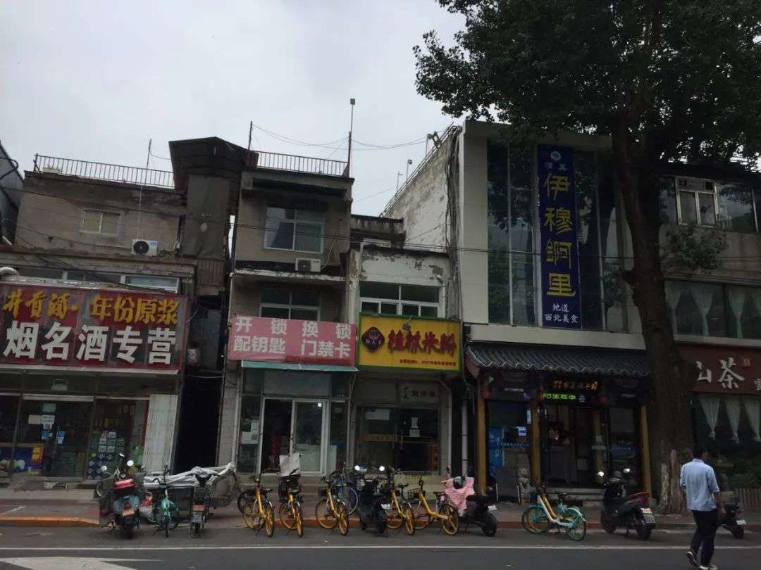 开一间桂林米粉店能挣多少钱?