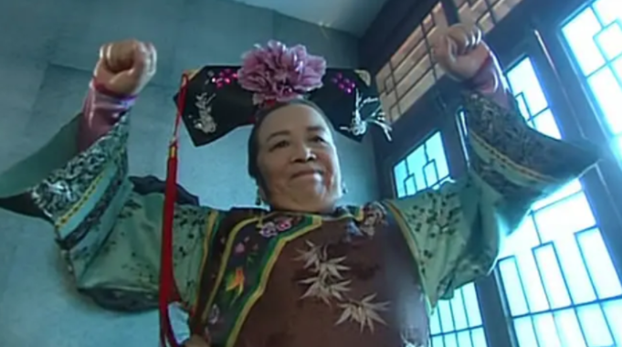 容嬷嬷,国产剧洗白第一人-36氪