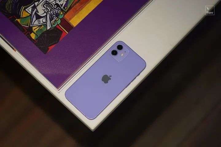 iPhone 13 能打卫星电话？事情没有那么简单