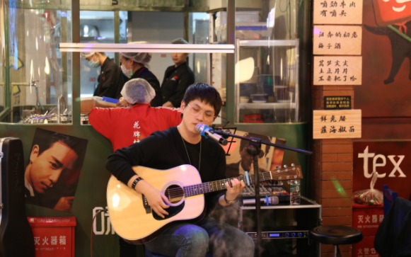 流量神曲20年，背后逻辑有哪些新变化？