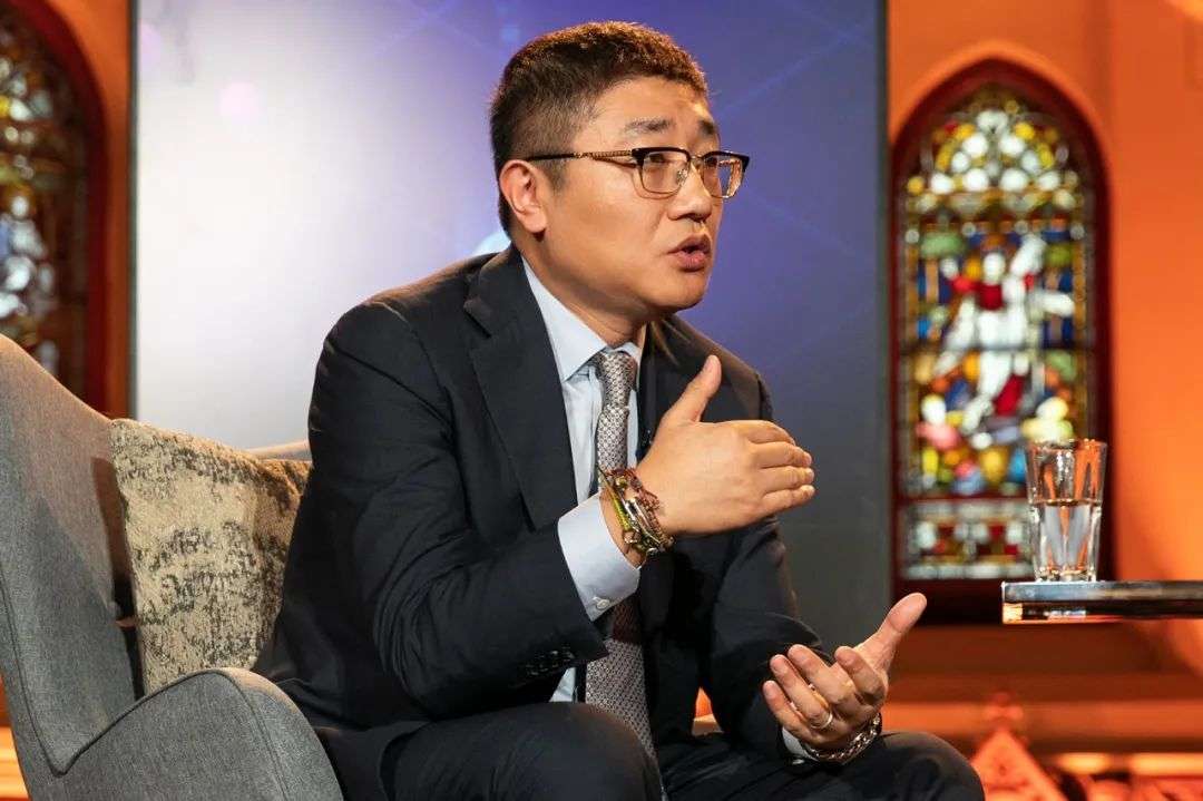 电商江湖剧变京东权力更迭始末刘强东走向幕后徐雷奔赴台前