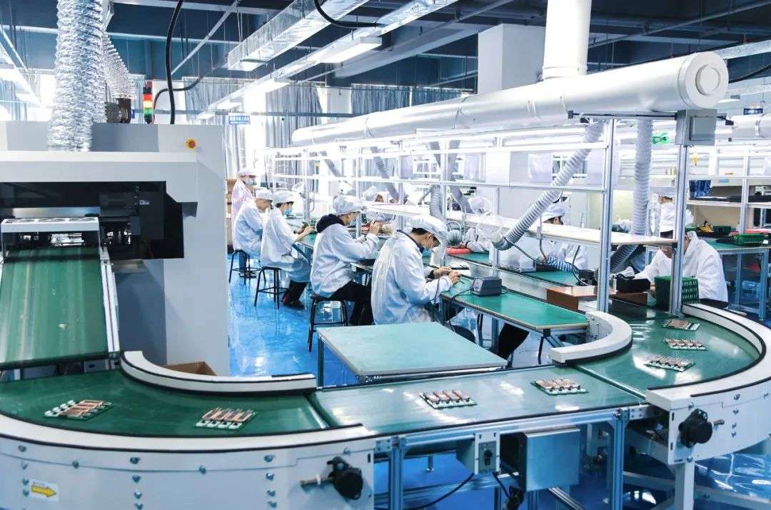 工厂揭秘 | 华秋SMT如何做到高可靠和高效便捷？
