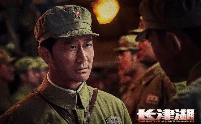 中国队长封神吴京220亿票房超越沈腾连续霸占3年国庆档