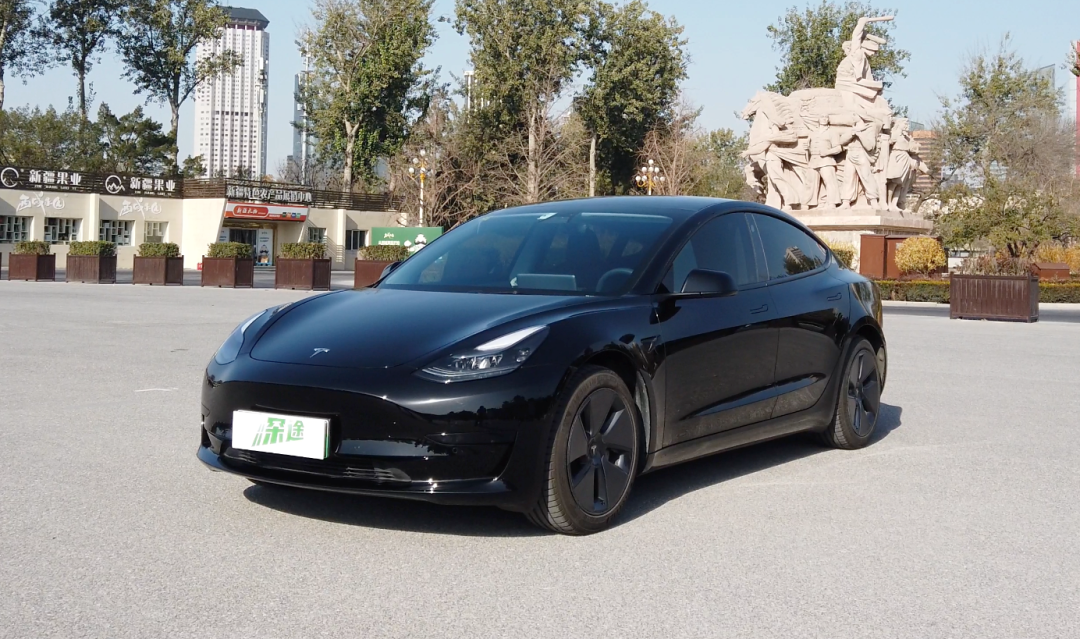 开完特斯拉Model 3，我吐了(图1)