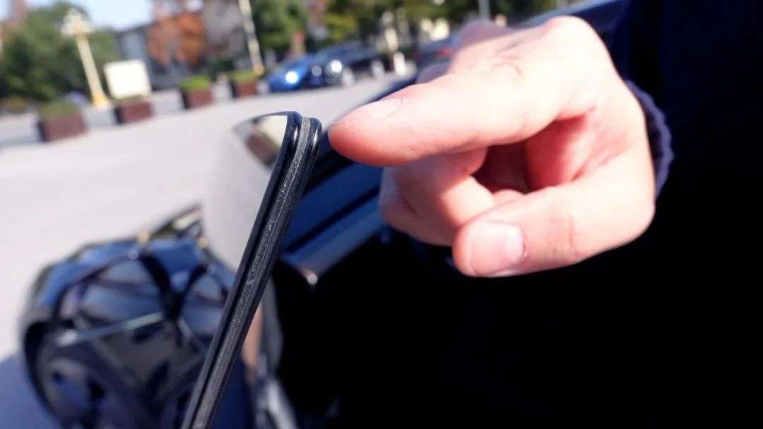 开完特斯拉Model 3，我吐了(图6)