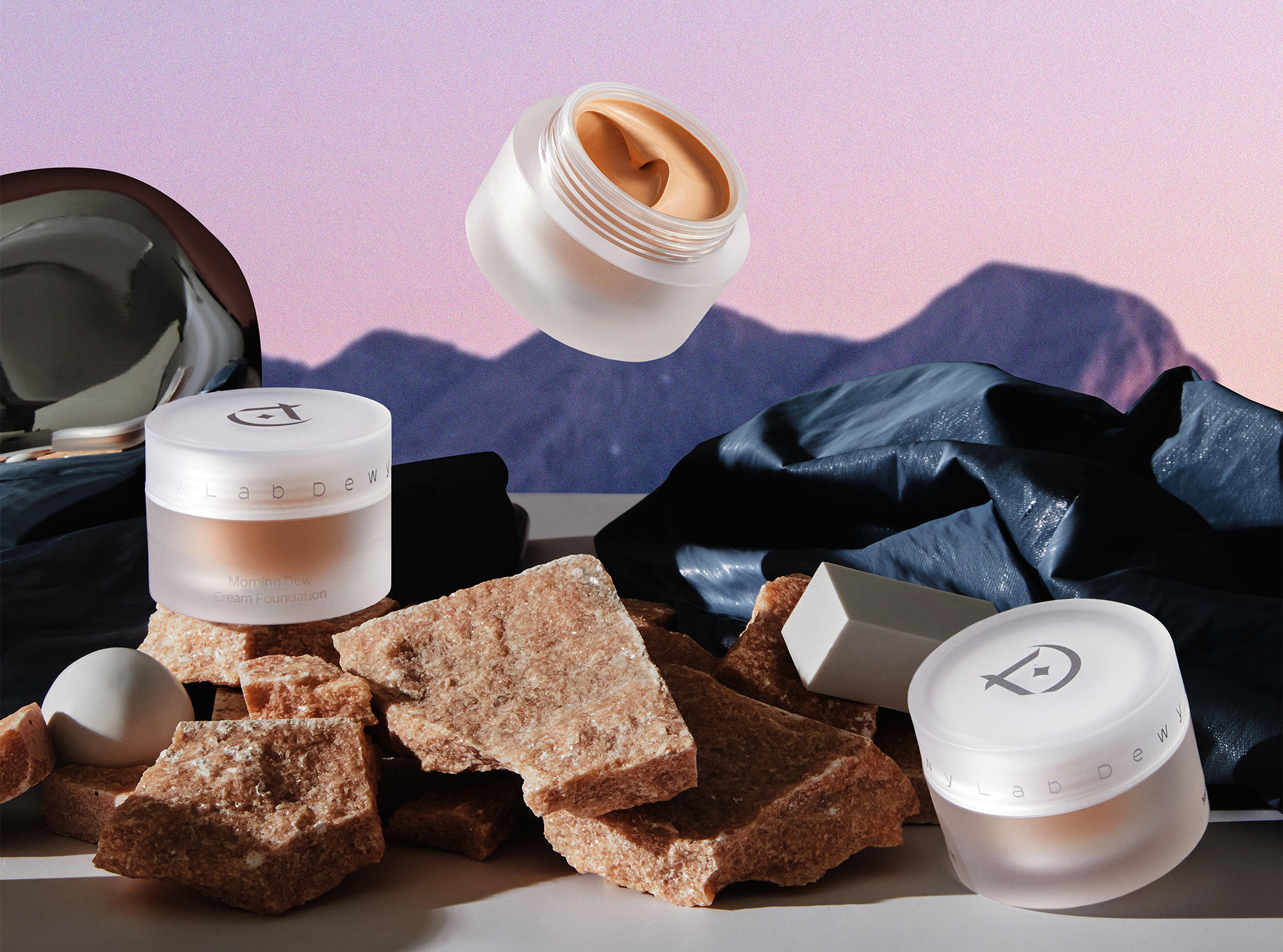 36氪首发纯净美妆品牌dewylab淂意成为小红书投资的第一家化妆品品牌