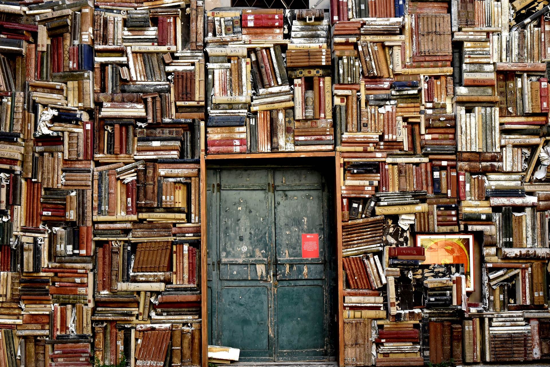 books-g8a81f14fa_1920.jpg