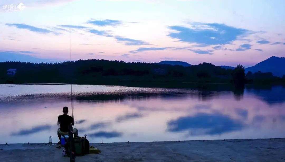 漂亮的风景钓鱼图片图片