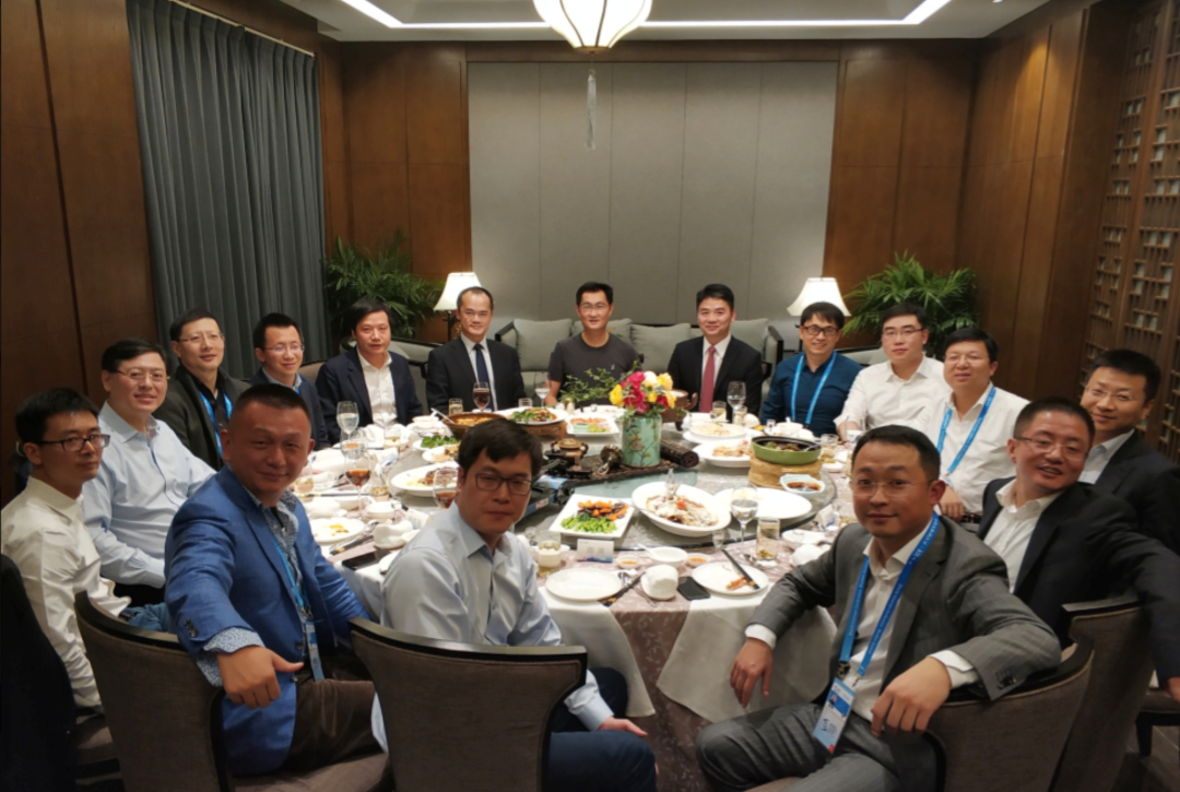 高瓴在高处张磊不胜寒