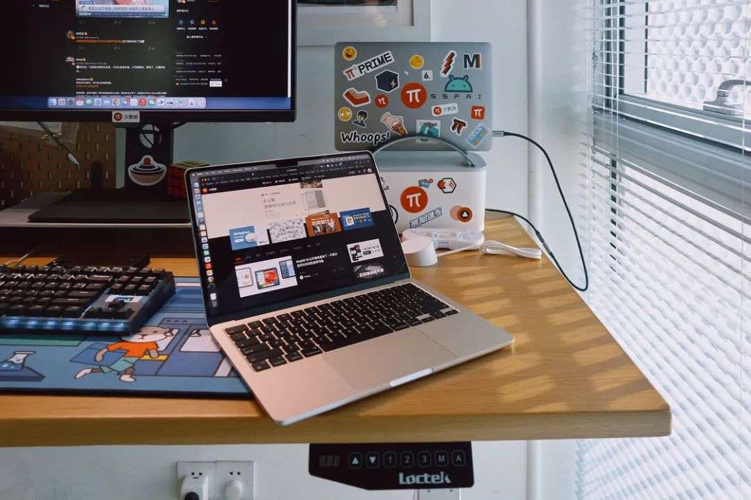M2 MacBook Air快速上手：全新外观，性能提升的M2现在值不值得买？(图7)