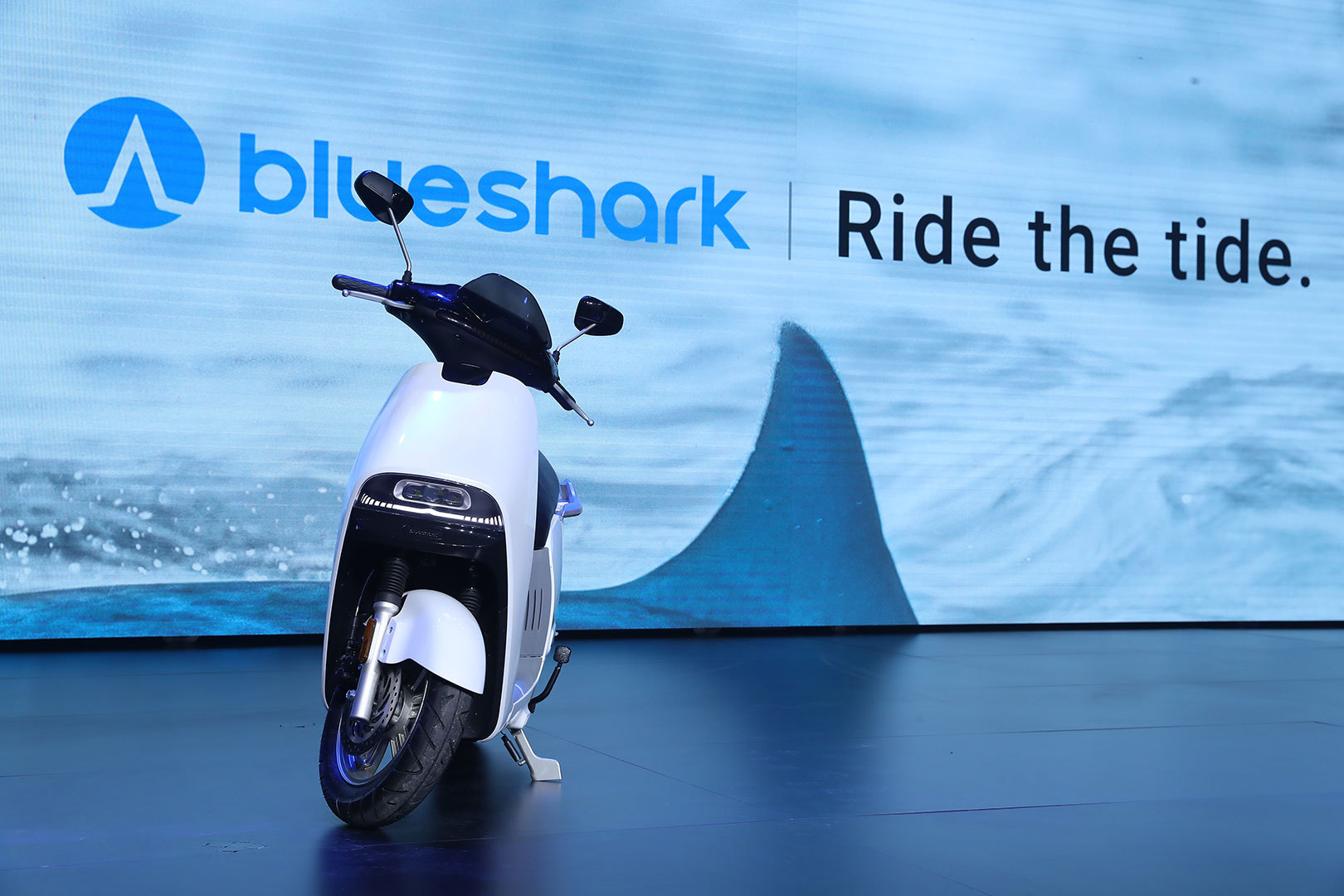 36氪首发｜「鲨湾科技」获千万美元级A轮融资，国际电动摩托车品牌的科技探索