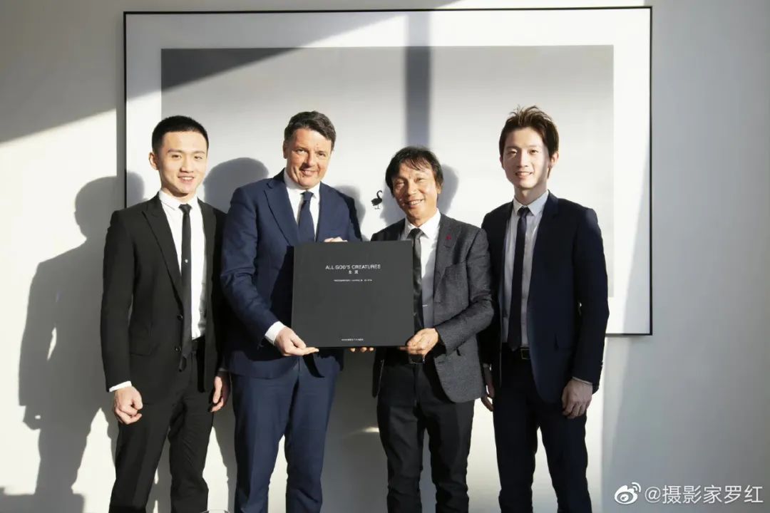 公开信息显示,好利来创始人罗红有两个儿子,大儿子罗昊,二儿子罗成,这