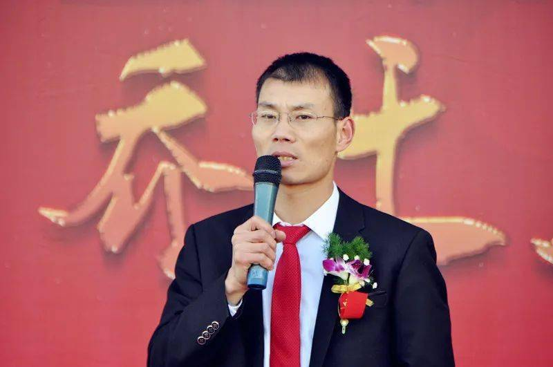 "屌丝"创业样板:小生意做成大买卖