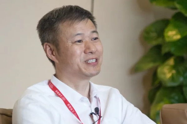 电子烟监管风暴来临益阳首富创始公司大跌近40