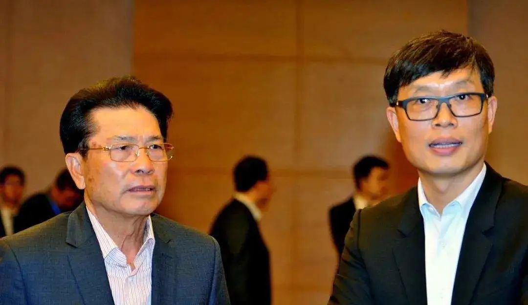 龙湖地产交棒80后接班吴亚军放权赌未来