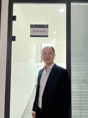 曾因编辑婴儿基因获刑，贺建奎称要继续攻克罕见病 | 最前线-36氪