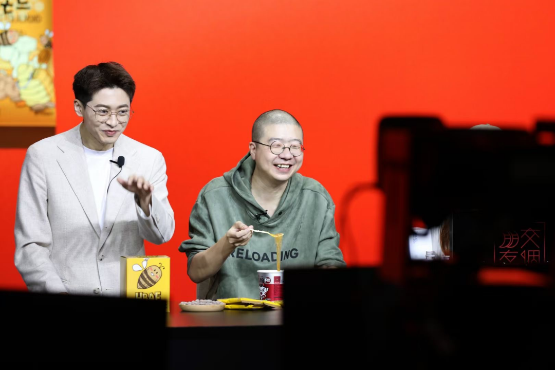 如果你问80后,是怎么知道罗永浩的, 大部分人会说因为老罗语录;如果你