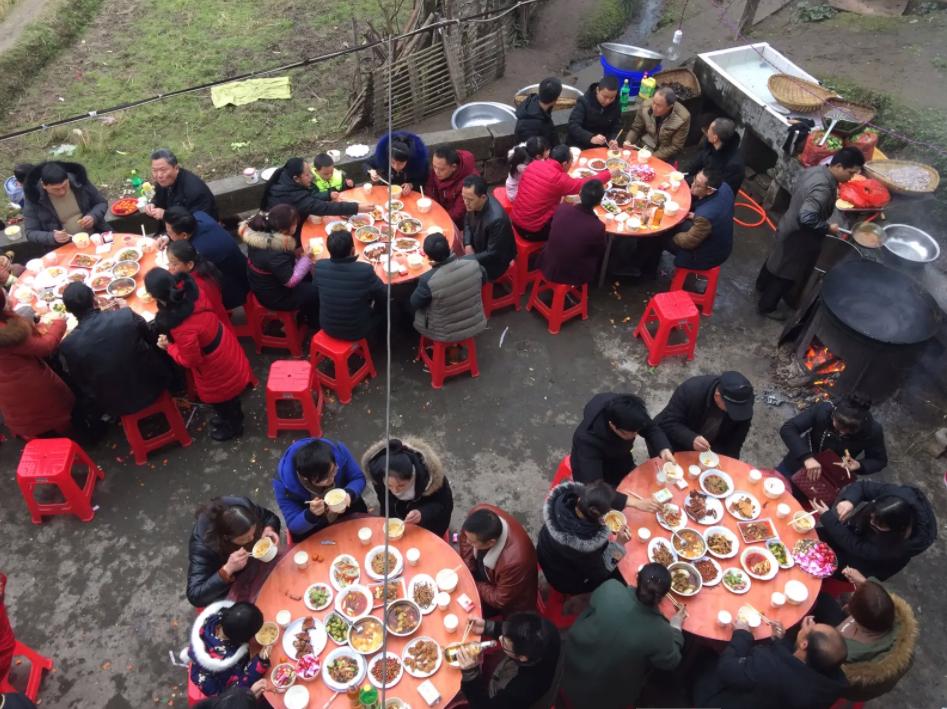 为什么都喜欢去农村“吃大席”？-36氪