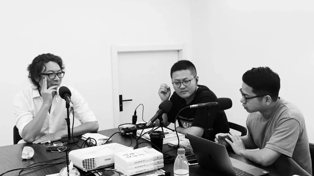 《忽左忽右》的中文播客大时代-36氪