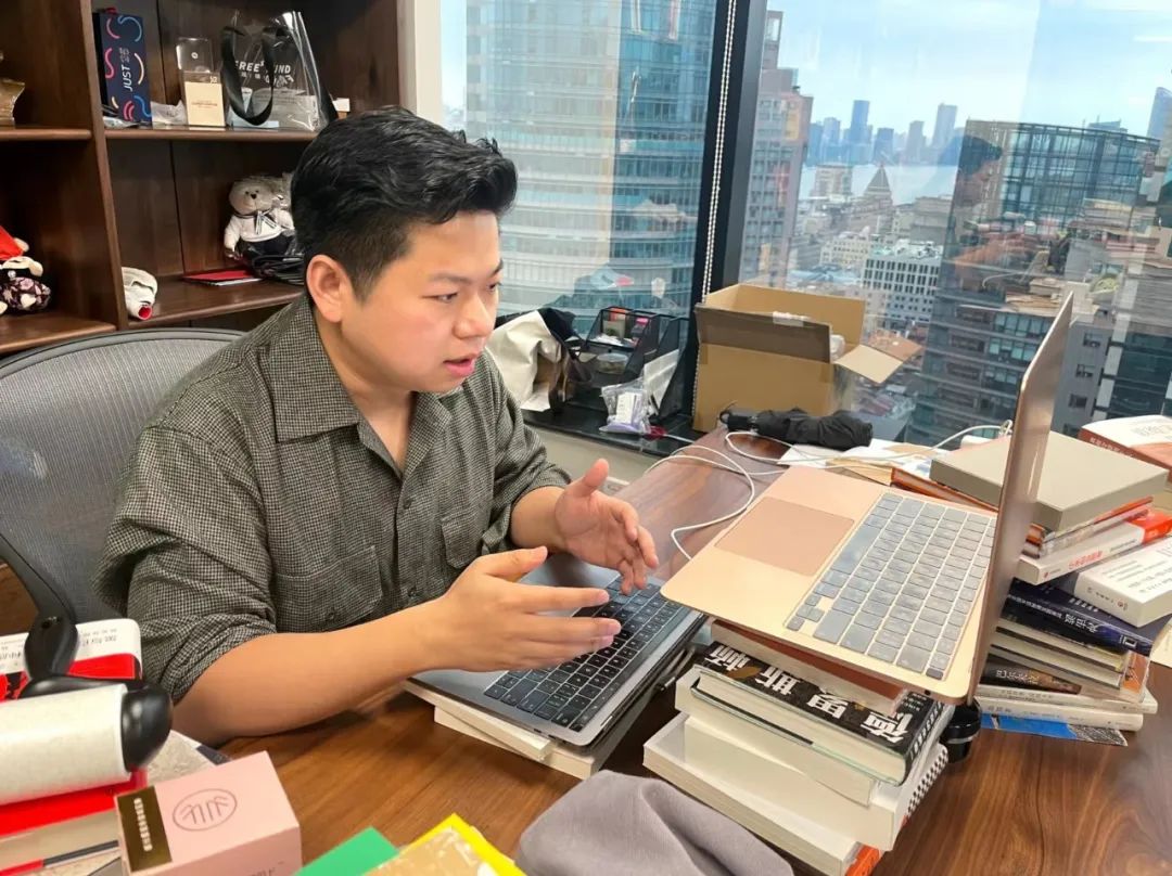 《忽左忽右》的中文播客大时代-36氪