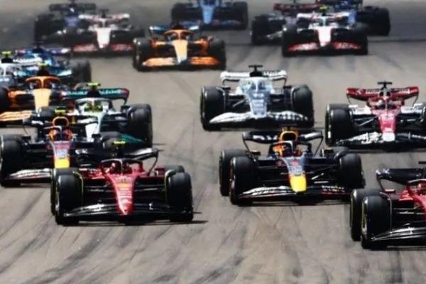 六年狂翻5倍：拒绝200亿美元报价的F1，如何跑出体育商业史的奇迹？-36氪