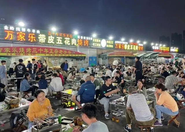 “五一”餐饮大爆发，却遮不住已成定局的降级(图2)