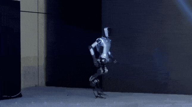 天才少年稚晖君智元机器人走路进场，AI模型做大脑，目标售价20万以内-36氪