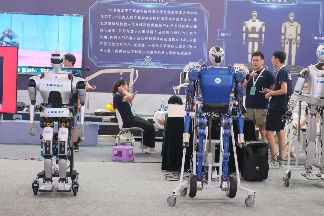 马斯克带火的人形机器人,在中国发展的怎么样了-36氪