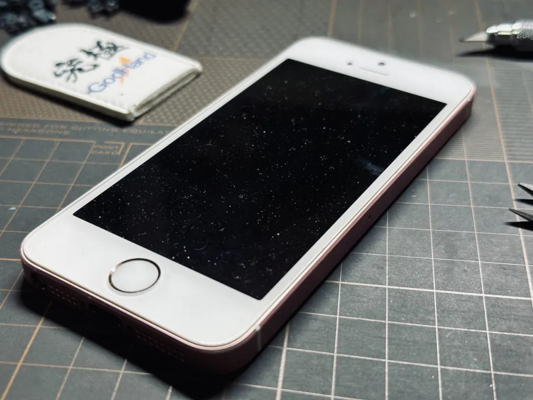 这台 10 年前的老 iPhone ，突然爆火涨价(iPhone5s)(图17)