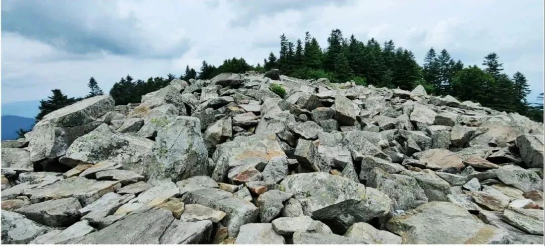 你知道中国境内发现了多少陨石坑吗就3个还全都在东三省