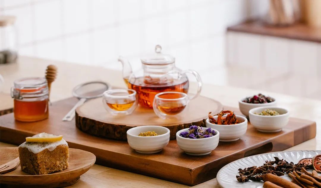 越来越多的年轻人爱喝茶，能让茶消费爆火吗？-36氪