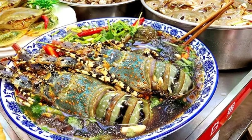 《潮汕菜发展报告2023》：潮式夜宵、潮菜预制化值得深挖(图1)