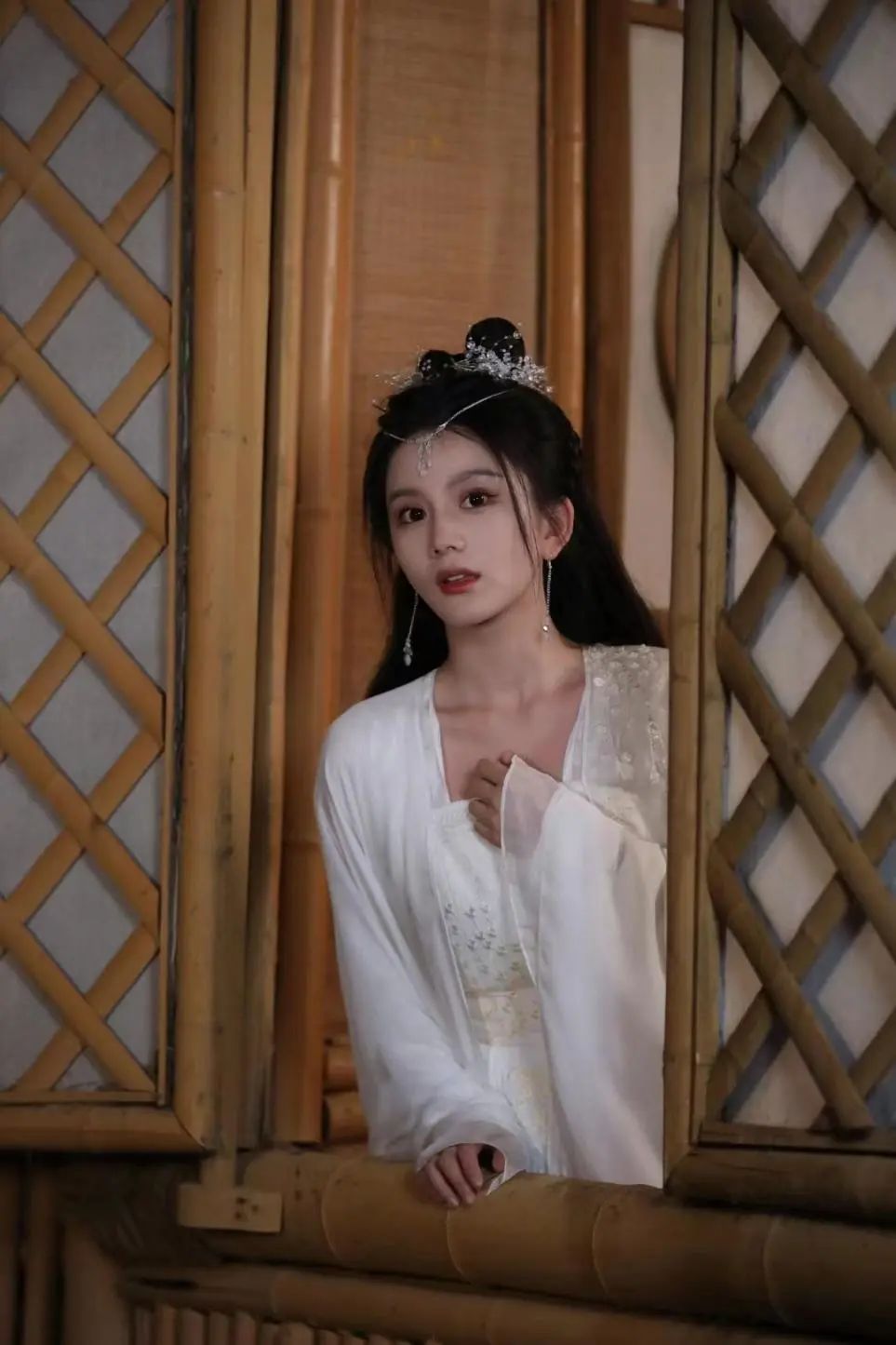 绫人短剧，传统与现代的完美融合