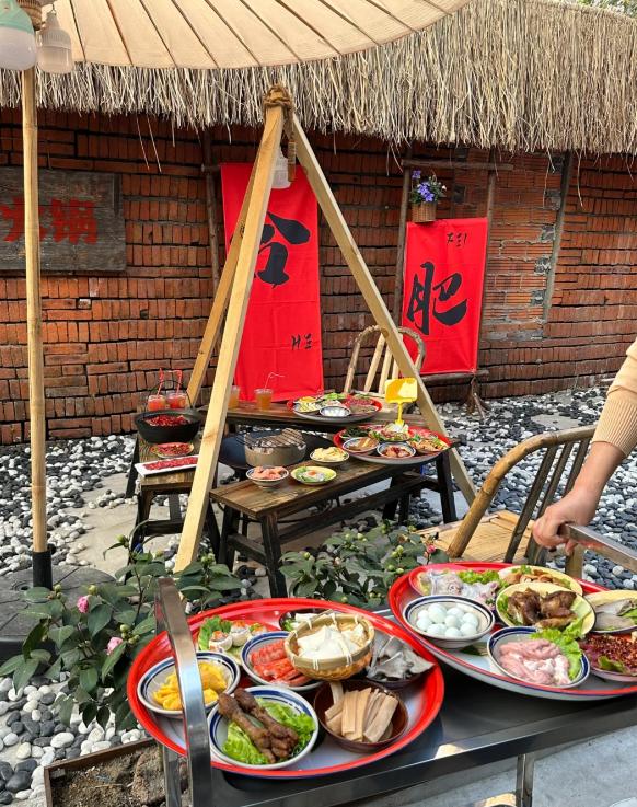 吊炉火锅，会成为新一届的“围炉煮茶”吗？(图5)