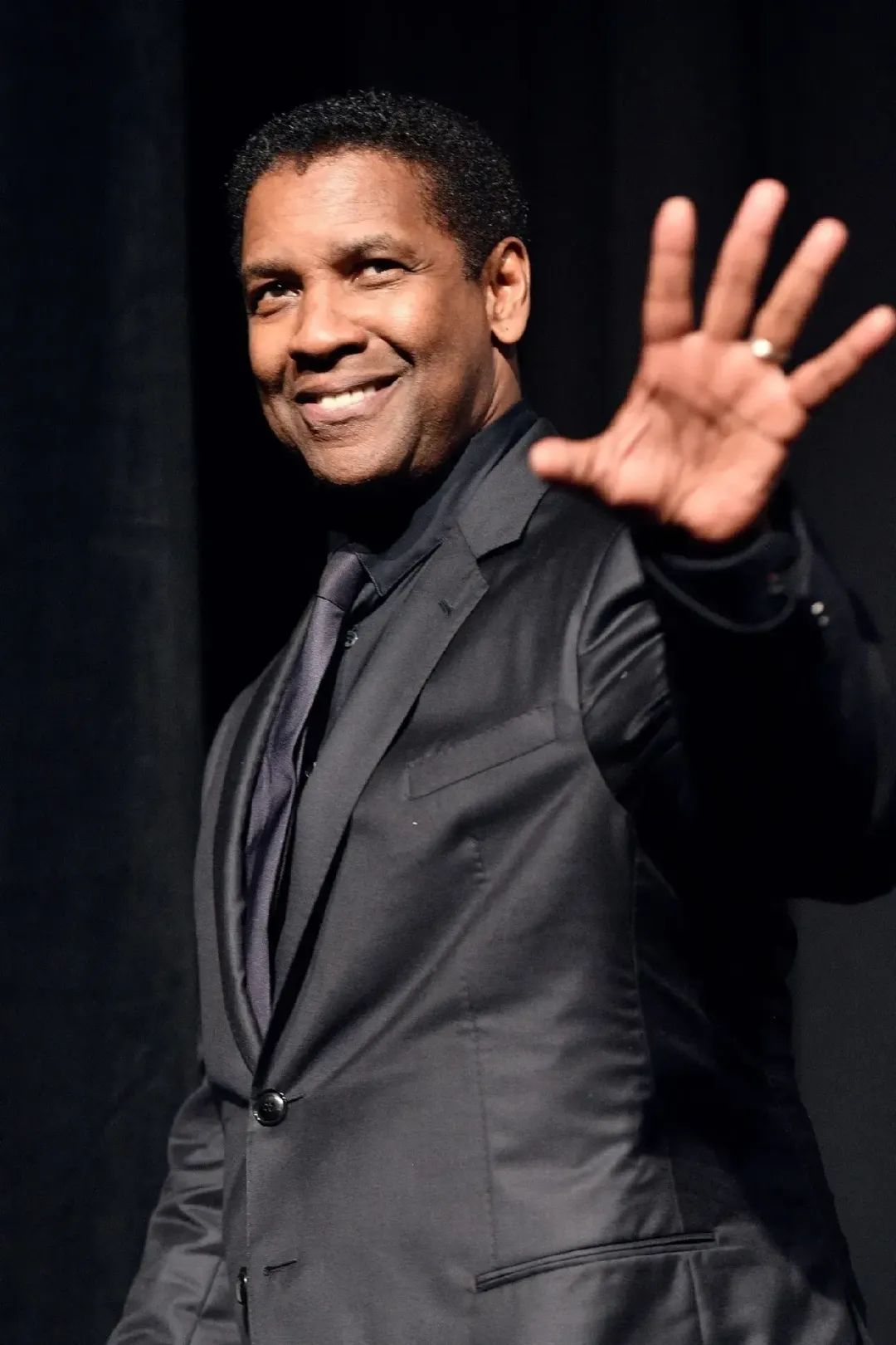 2023年收入最高的10位好莱坞演员