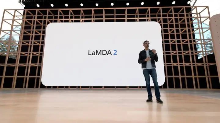 AI 接连翻车的 Google，要变天了
