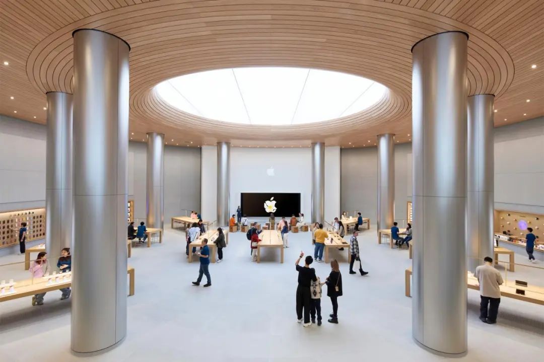 能让果粉排队12个小时，Apple Store有何魔力？(图7)