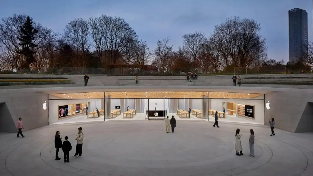 能让果粉排队12个小时，Apple Store有何魔力？(图5)